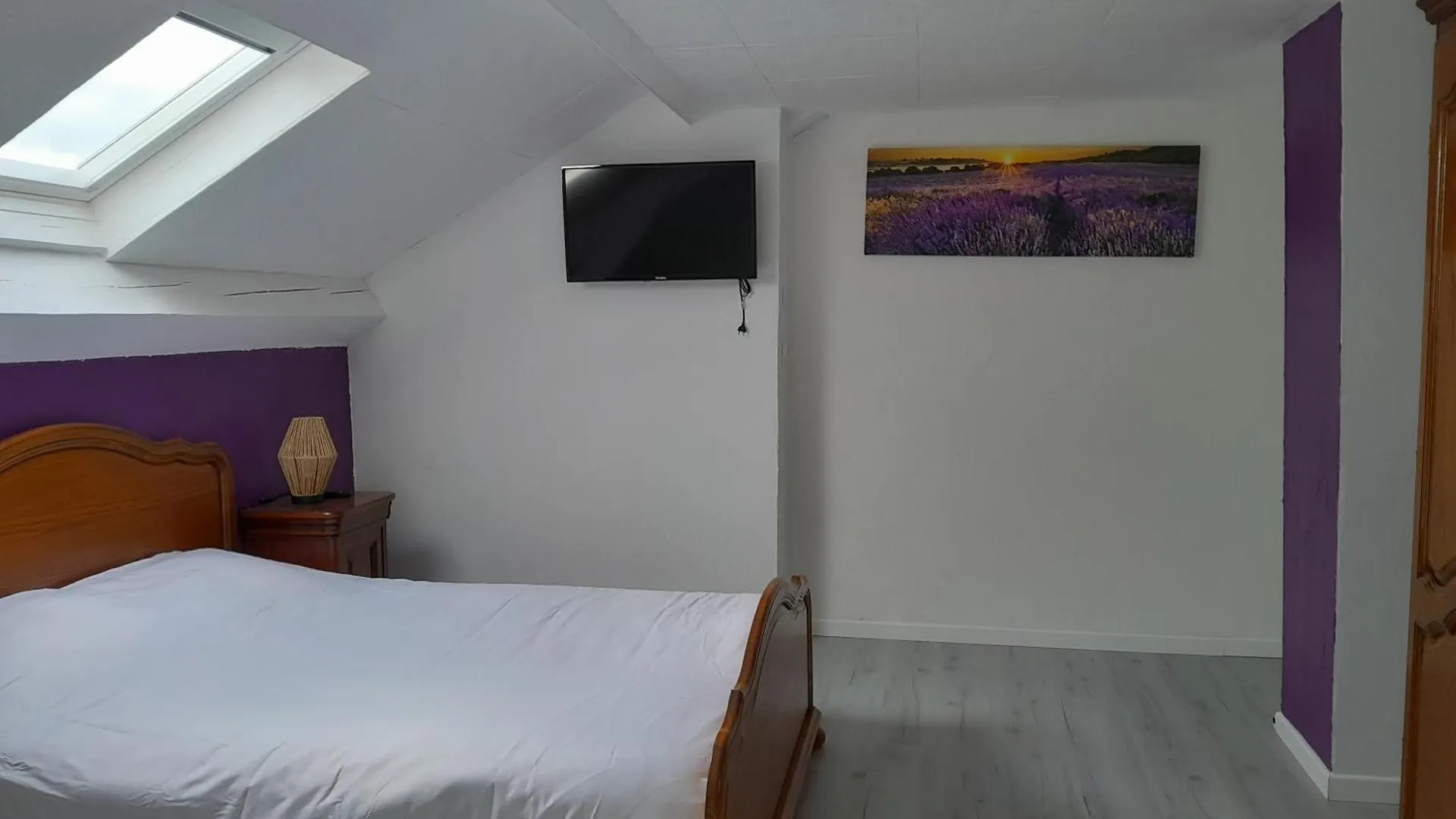 Chambres D Hotes Au P'Tit Bonheur Campagnard Jarnosse France