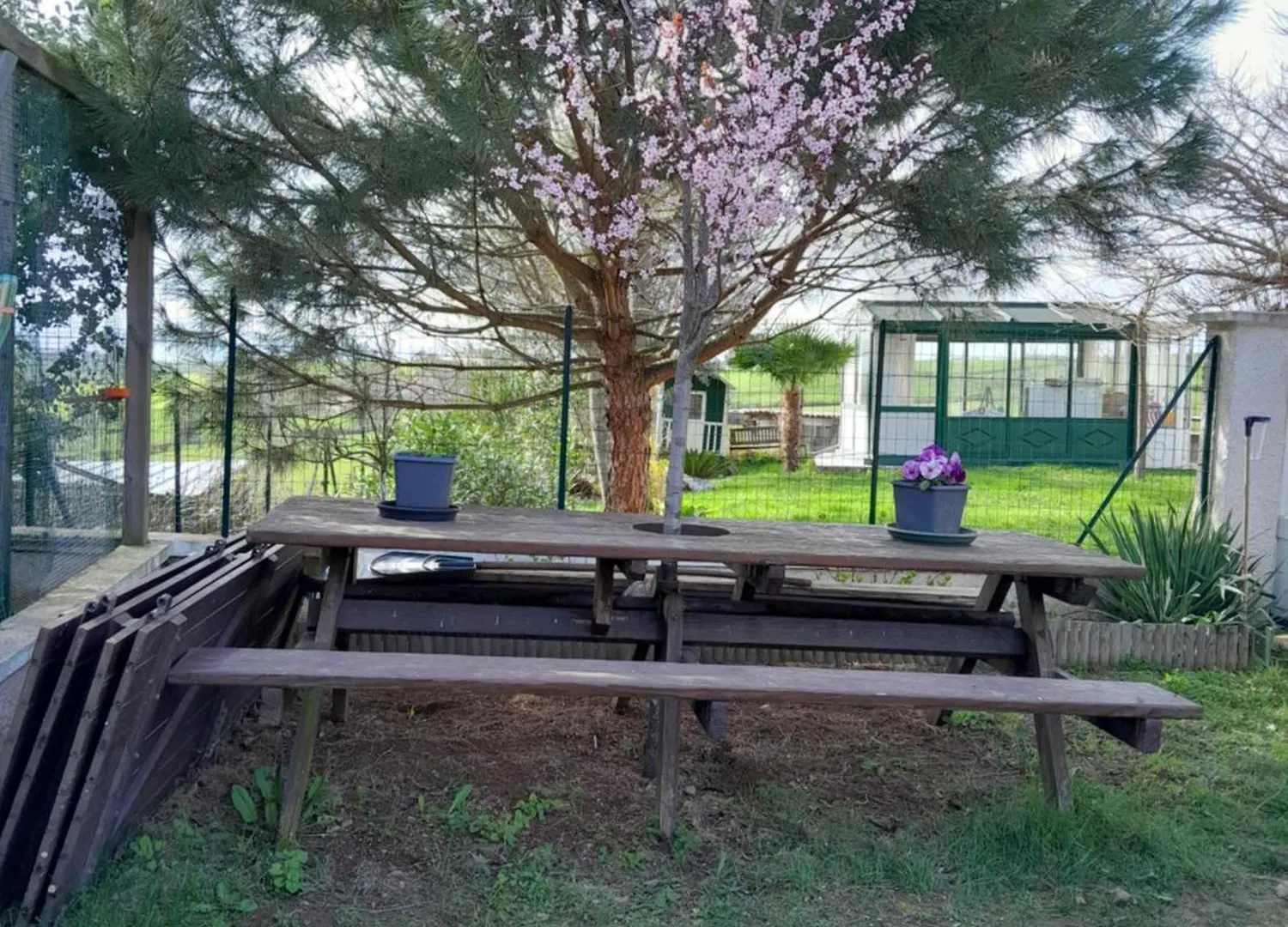 Chambres D Hotes Au P'Tit Bonheur Campagnard Jarnosse France